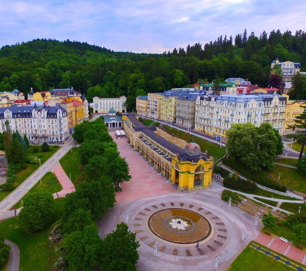 Gourmet Hotel Villa Patriot Mariánské Lázně Eksteriør bilde