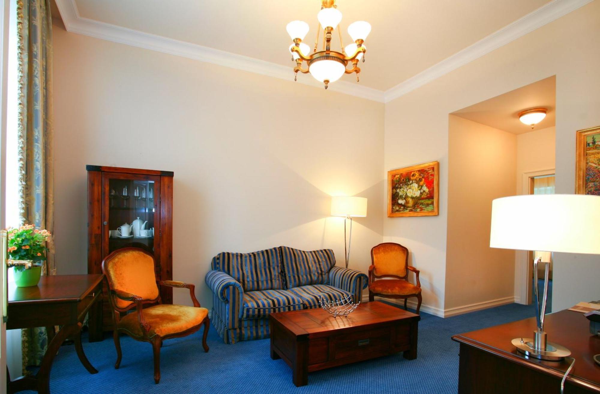 Gourmet Hotel Villa Patriot Mariánské Lázně Eksteriør bilde