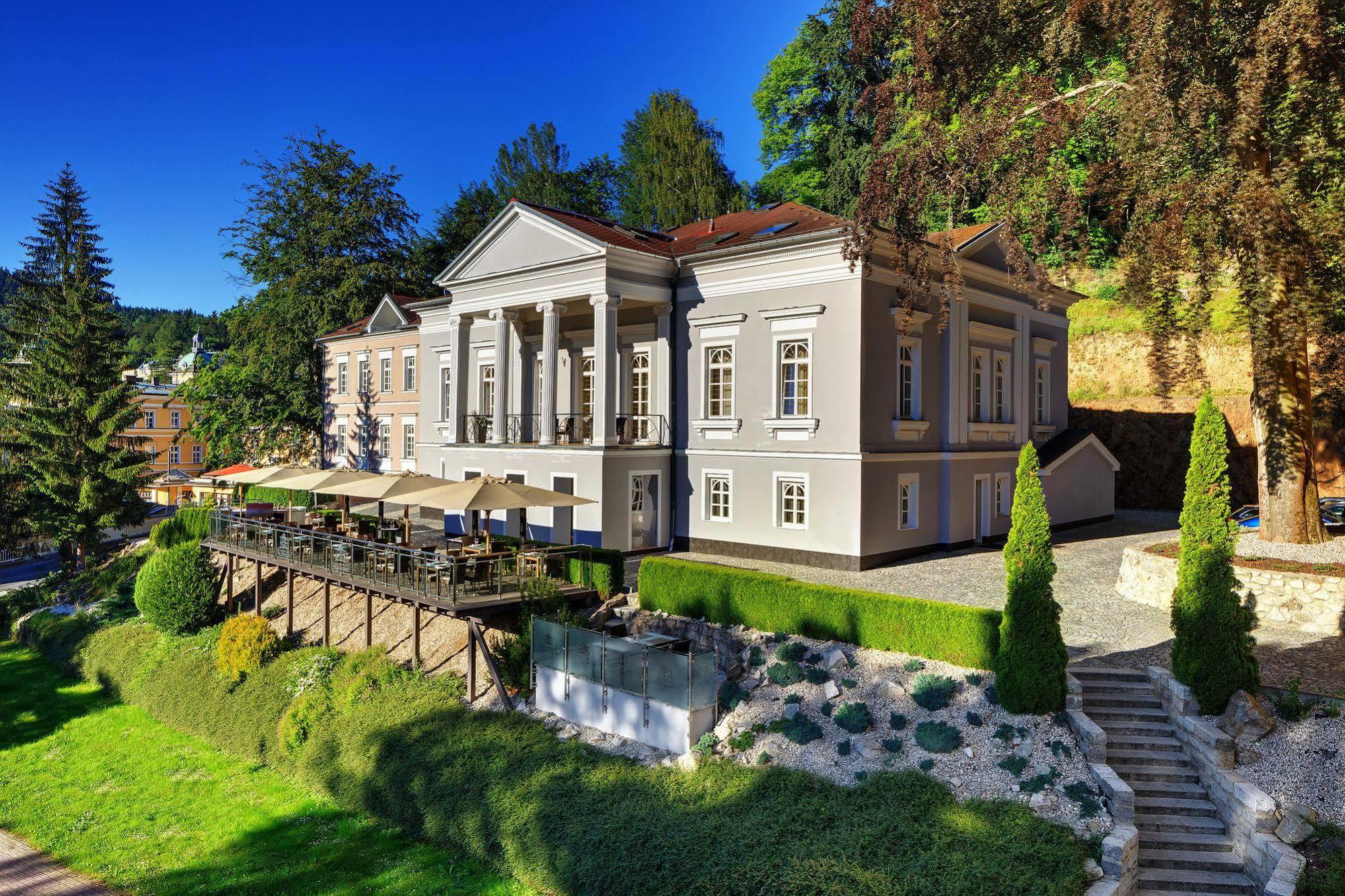 Gourmet Hotel Villa Patriot Mariánské Lázně Eksteriør bilde